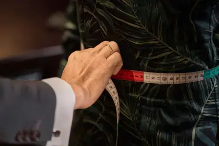 Duan Tailor - Prise de mesures détaillées