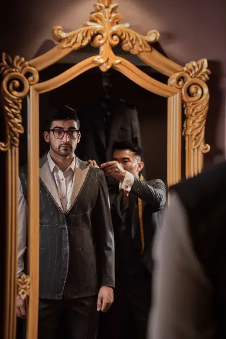 Duan Tailor - Couture provisoire et premier essayage